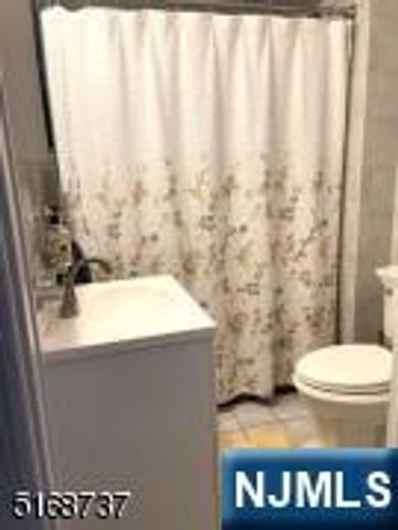 6 Chamberlain Avenue, Little Ferry, NJ 07643