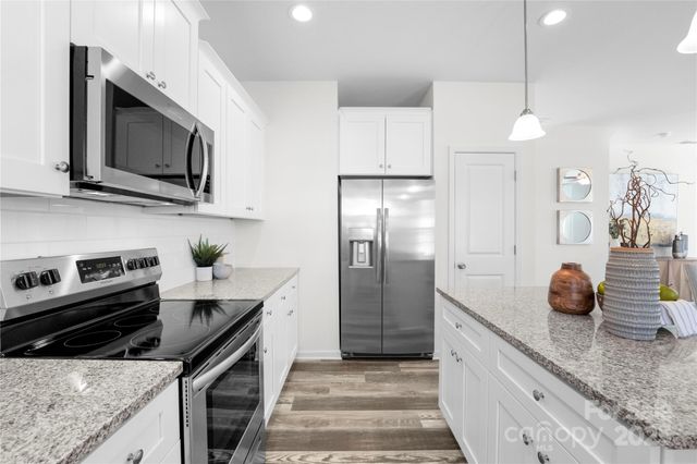 1818 Wilson W Lee Boulevard, Statesville, NC 28677