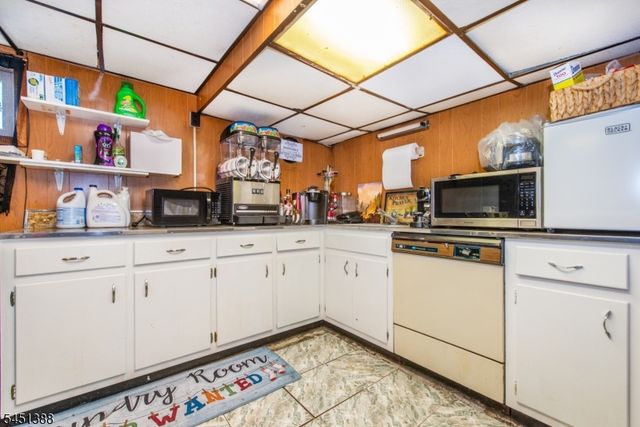 85 Bloomfield Ave, Nutley Twp., NJ 07110