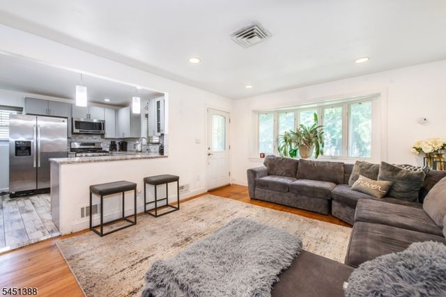 85 Bloomfield Ave, Nutley Twp., NJ 07110