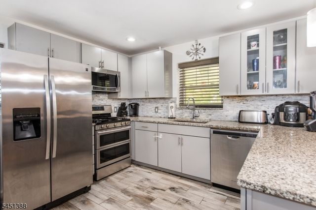 85 Bloomfield Ave, Nutley Twp., NJ 07110