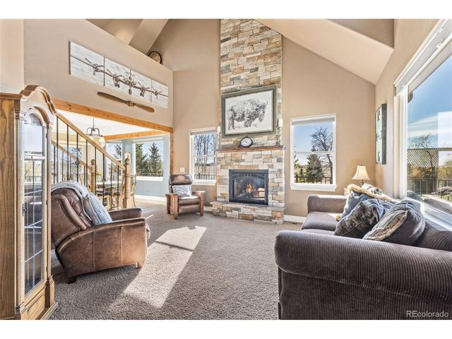 1822 Quarter Ln, Berthoud, CO 80513