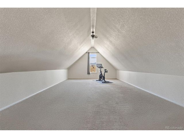 1822 Quarter Ln, Berthoud, CO 80513