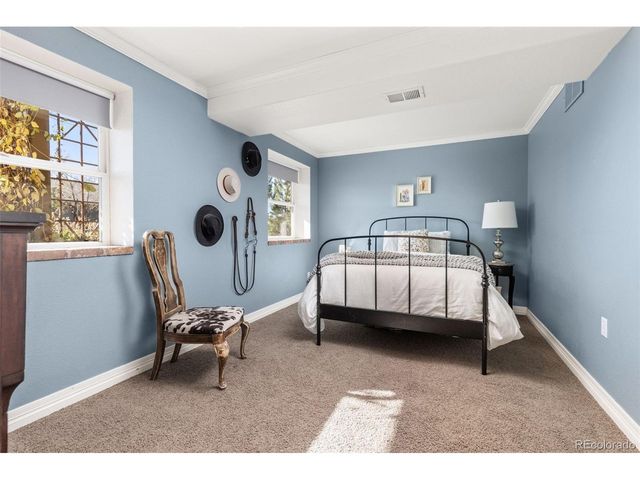 1822 Quarter Ln, Berthoud, CO 80513