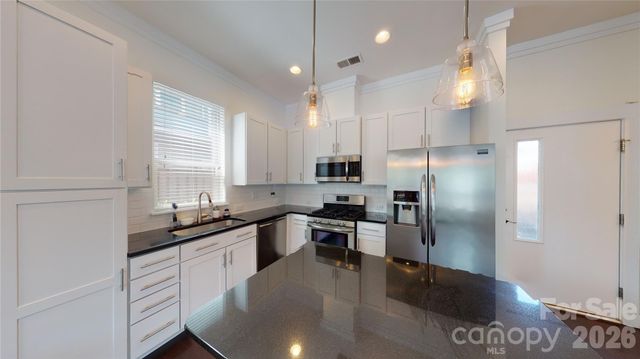 930 Steel House Boulevard, Charlotte, NC 28205