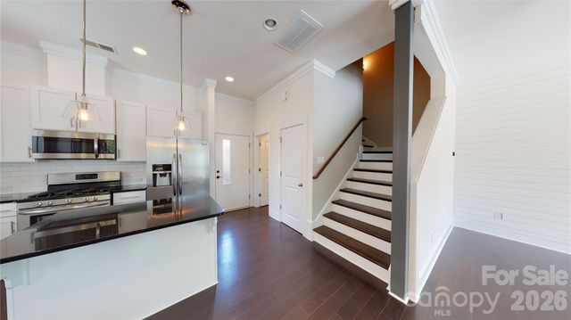 930 Steel House Boulevard, Charlotte, NC 28205