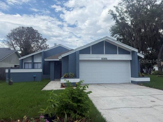 5301 PINEBURY COURT, Orlando, FL 32808