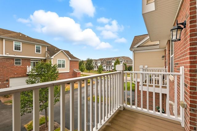 2967 Madison Drive, Naperville, IL 60564