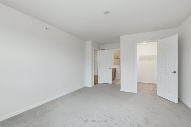 2967 Madison Drive, Naperville, IL 60564