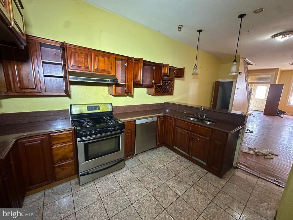2335 NICHOLAS ST, PHILADELPHIA, PA 19121 — photo 5