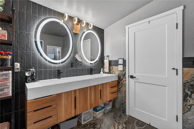 5620 Country Club Avenue, Fort Smith, AR 72903
