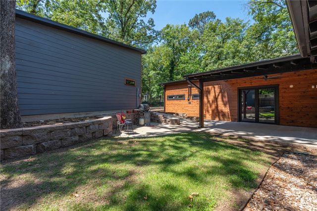 5620 Country Club Avenue, Fort Smith, AR 72903