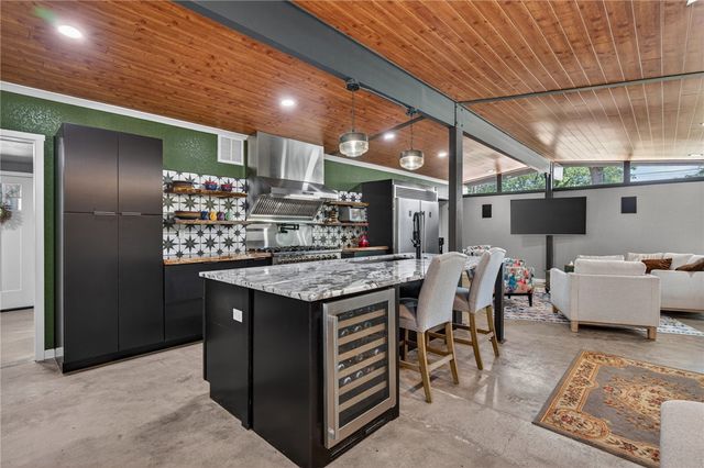 5620 Country Club Avenue, Fort Smith, AR 72903