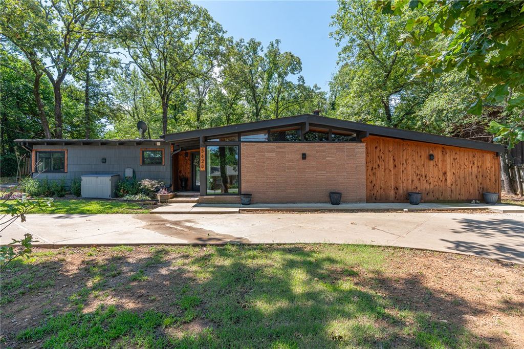5620 Country Club Avenue, Fort Smith, AR 72903
