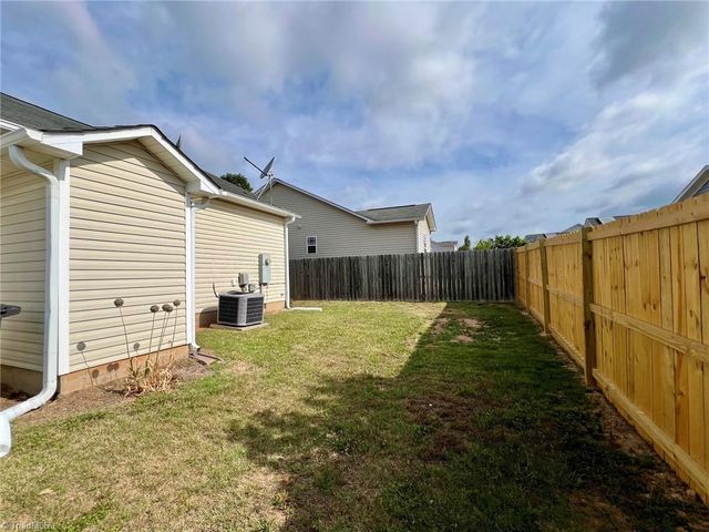 623 Denny Drive, Winston-salem, NC 27107