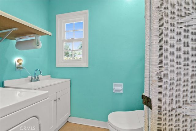 2856 W Rowland Circle, Anaheim, CA 92804