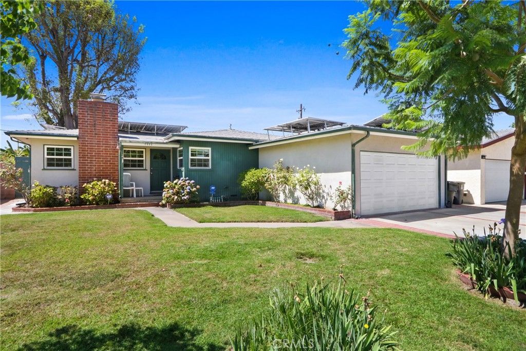 2856 W Rowland Circle, Anaheim, CA 92804