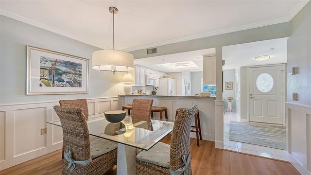 1203 SIESTA BAYSIDE DRIVE 1203-D, Sarasota, FL 34242