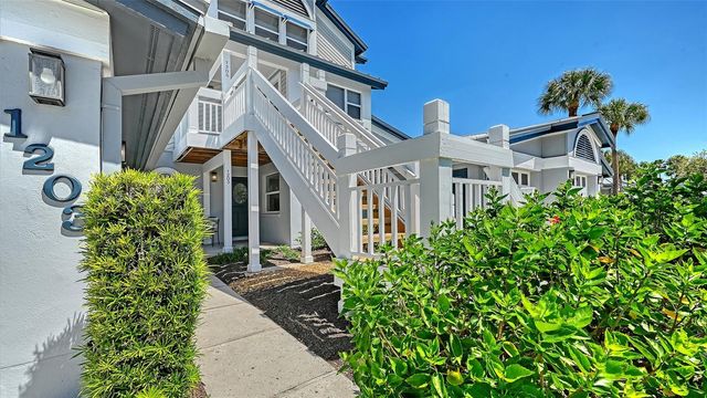 1203 SIESTA BAYSIDE DRIVE 1203-D, Sarasota, FL 34242