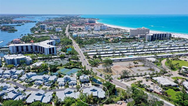 1203 SIESTA BAYSIDE DRIVE 1203-D, Sarasota, FL 34242