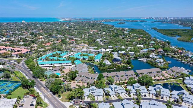 1203 SIESTA BAYSIDE DRIVE 1203-D, Sarasota, FL 34242