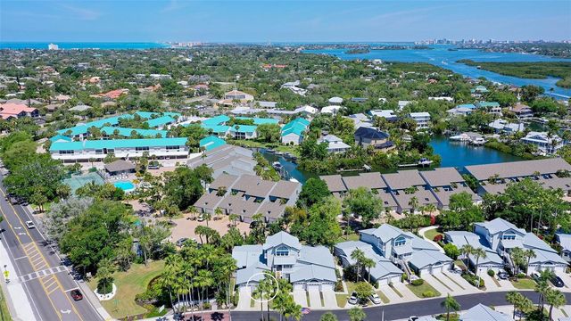 1203 SIESTA BAYSIDE DRIVE 1203-D, Sarasota, FL 34242