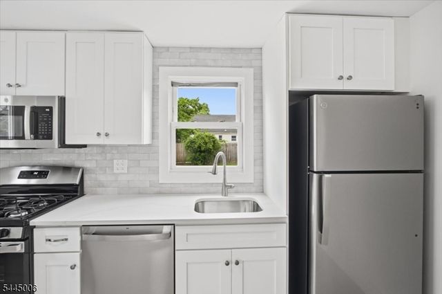 421 1St St, Middlesex Boro, NJ 08846