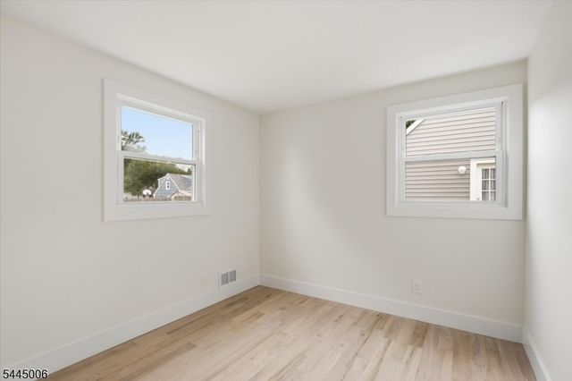 421 1St St, Middlesex Boro, NJ 08846