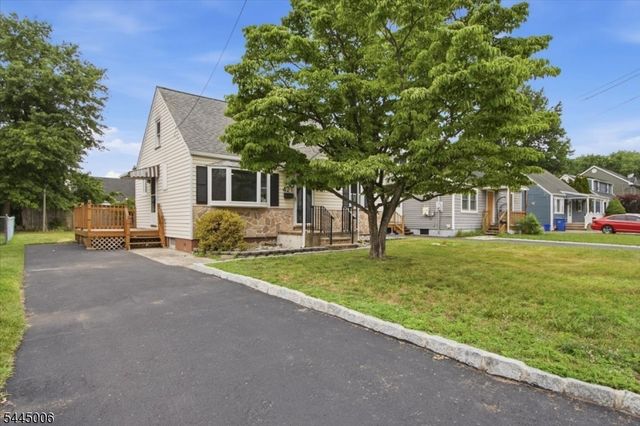 421 1St St, Middlesex Boro, NJ 08846