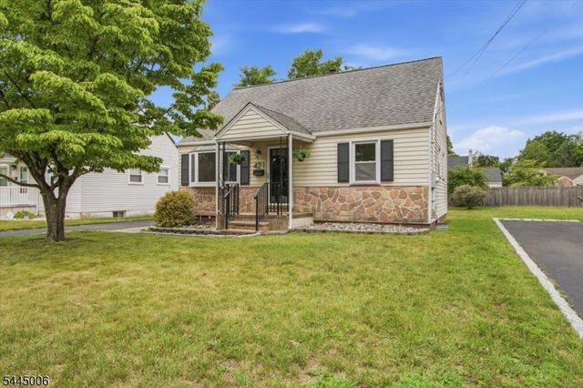 421 1St St, Middlesex Boro, NJ 08846