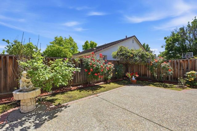 37485 Summer Holly, Fremont, CA 94536