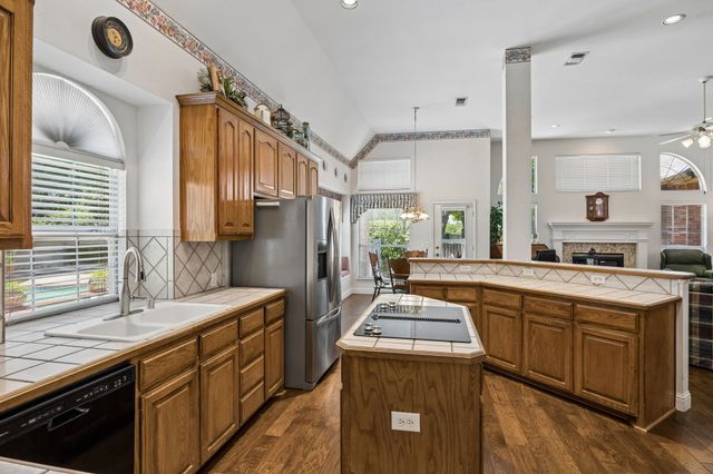 4910 Morning Glory Way, Mckinney, TX 75072