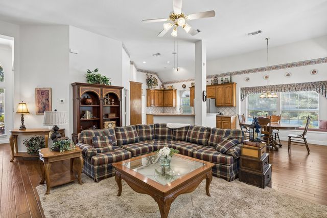 4910 Morning Glory Way, Mckinney, TX 75072