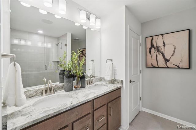 265 Lantana Drive, Brighton, MI 48116