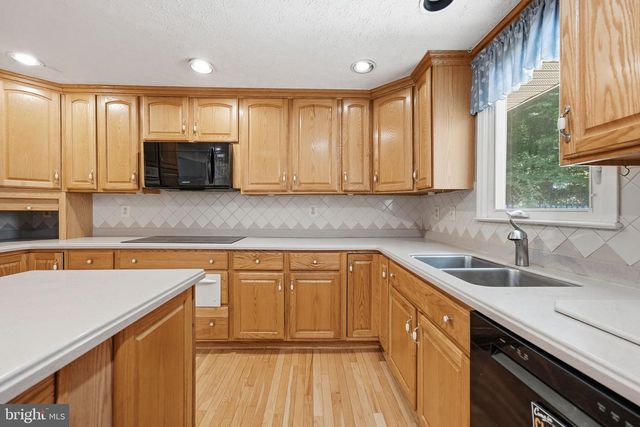 14905 JANUARY CT, Woodbridge, VA 22193