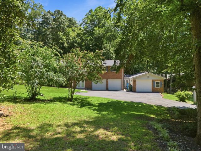 14905 JANUARY CT, Woodbridge, VA 22193