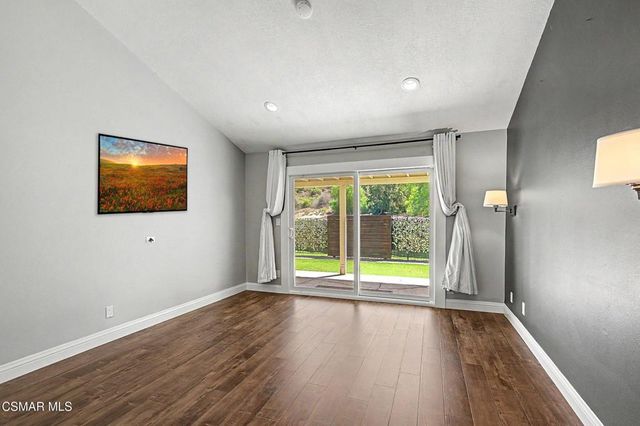 4176 Minnecota Drive, Thousand Oaks, CA 91360