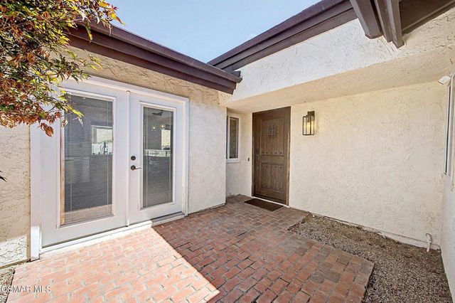 4176 Minnecota Drive, Thousand Oaks, CA 91360
