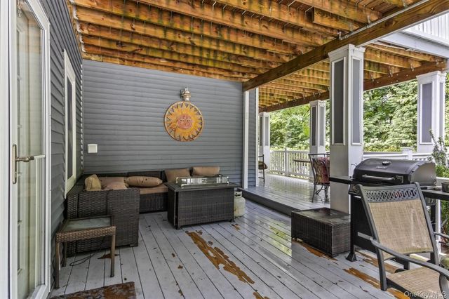 245 Main Street 1, Cold Spring Harbor, NY 11724