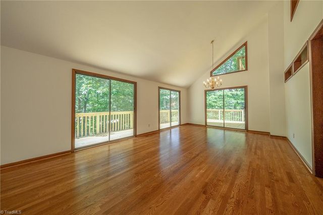1048 Beecher Road, Winston-salem, NC 27104