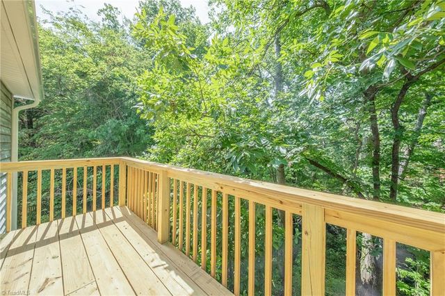 1048 Beecher Road, Winston-salem, NC 27104