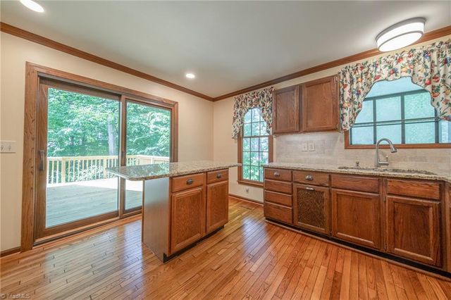 1048 Beecher Road, Winston-salem, NC 27104