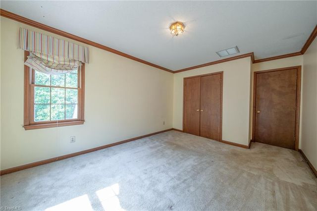 1048 Beecher Road, Winston-salem, NC 27104