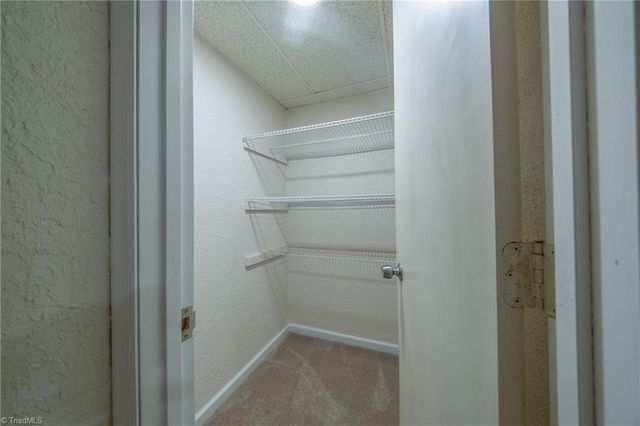 1048 Beecher Road, Winston-salem, NC 27104
