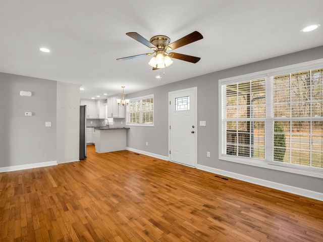 655 W Oconee Street, Chesnee, SC 29323