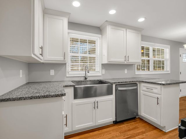 655 W Oconee Street, Chesnee, SC 29323