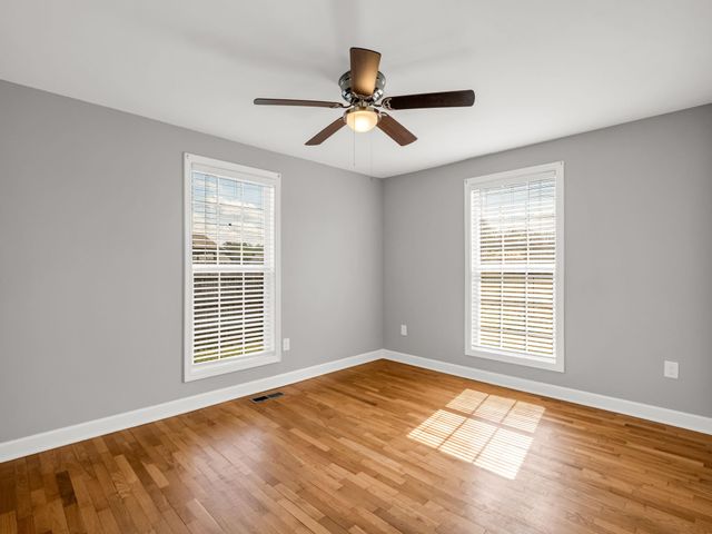 655 W Oconee Street, Chesnee, SC 29323