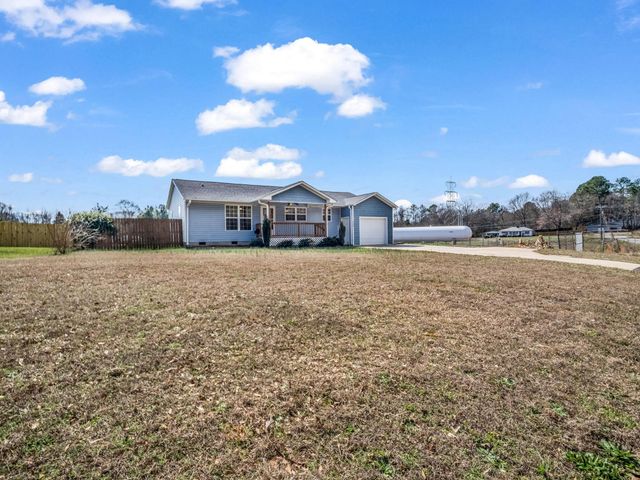 655 W Oconee Street, Chesnee, SC 29323