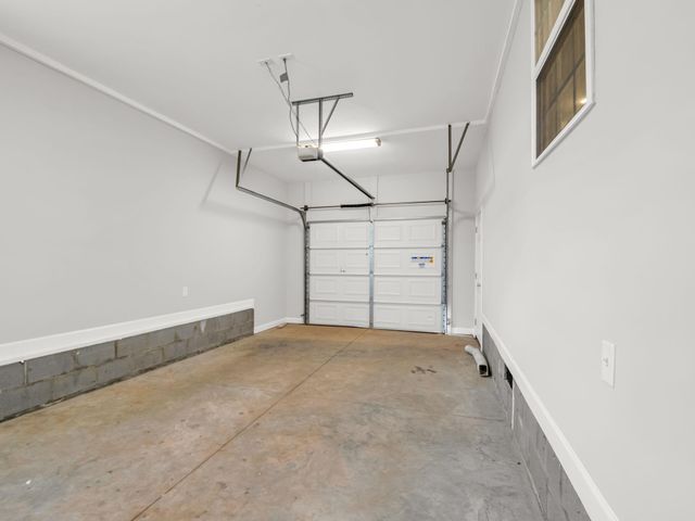 655 W Oconee Street, Chesnee, SC 29323