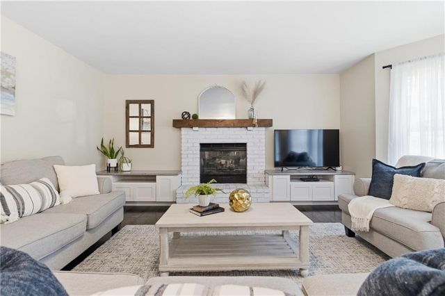 626 N Mahaffie Street, Olathe, KS 66061